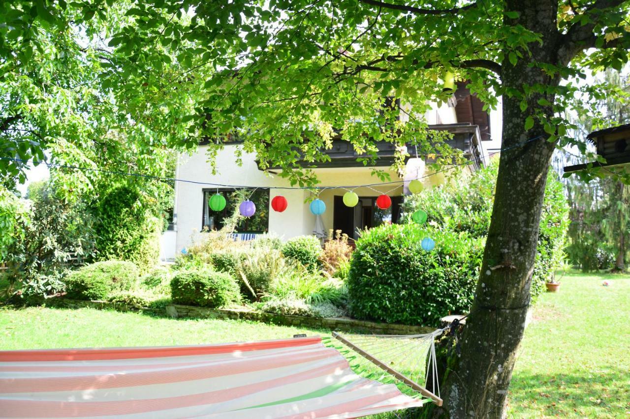 Haus Mit Garten Eugendorf Extérieur photo